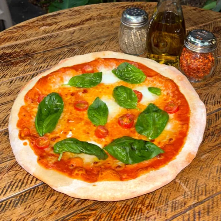 Pizza napolitana