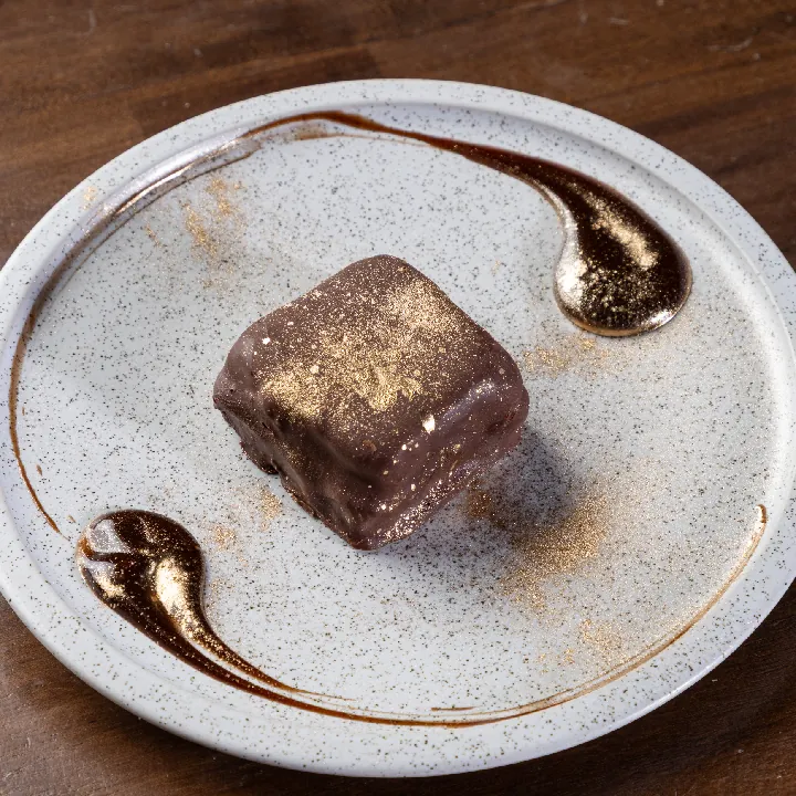 BROWNIE RELLENO DE AREQUIPE