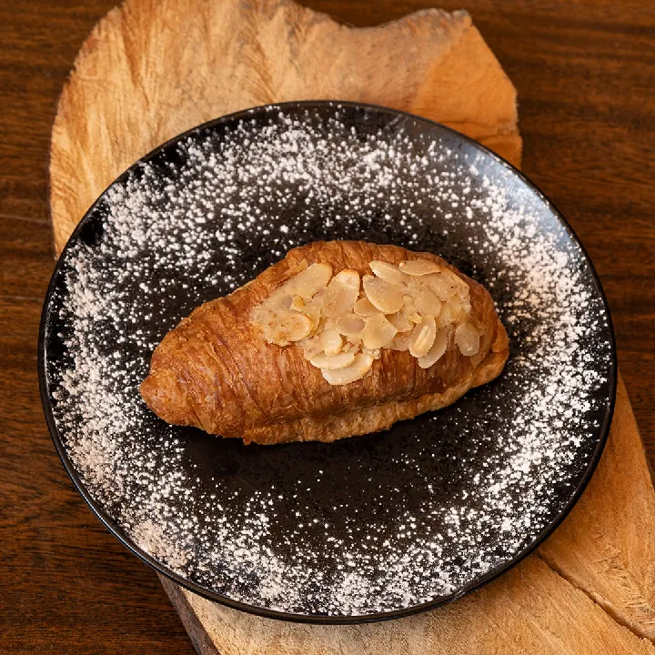 CROISSANT CHOCO ALMENDRA