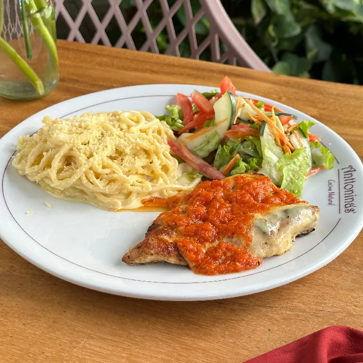 Filete de Pollo a la Napolitana