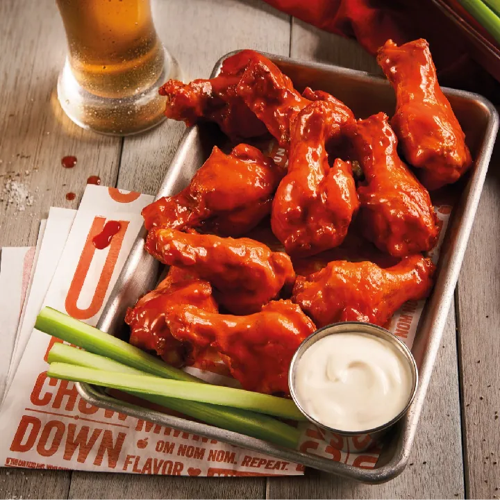 BUFFALO CHICKEN WINGS