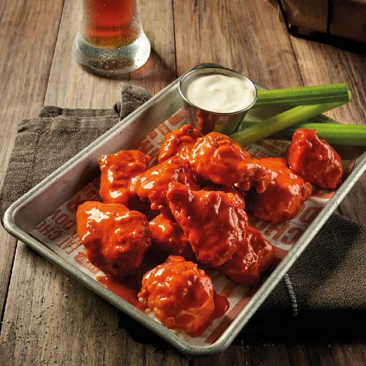 BONELESS BUFFALO WINGS