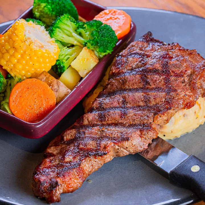 HOUSE STEAK