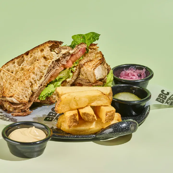 ROAST BEEF MELT