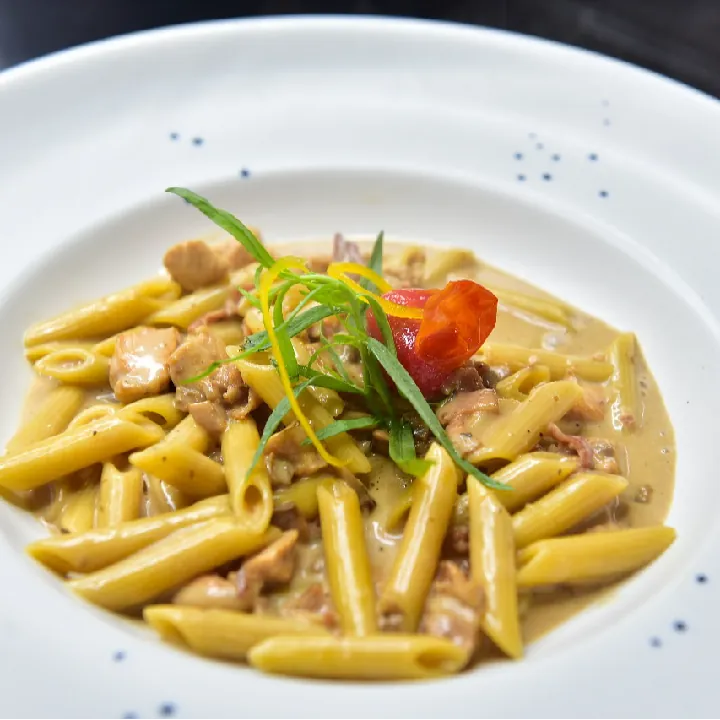 CHICKEN CARBONARA