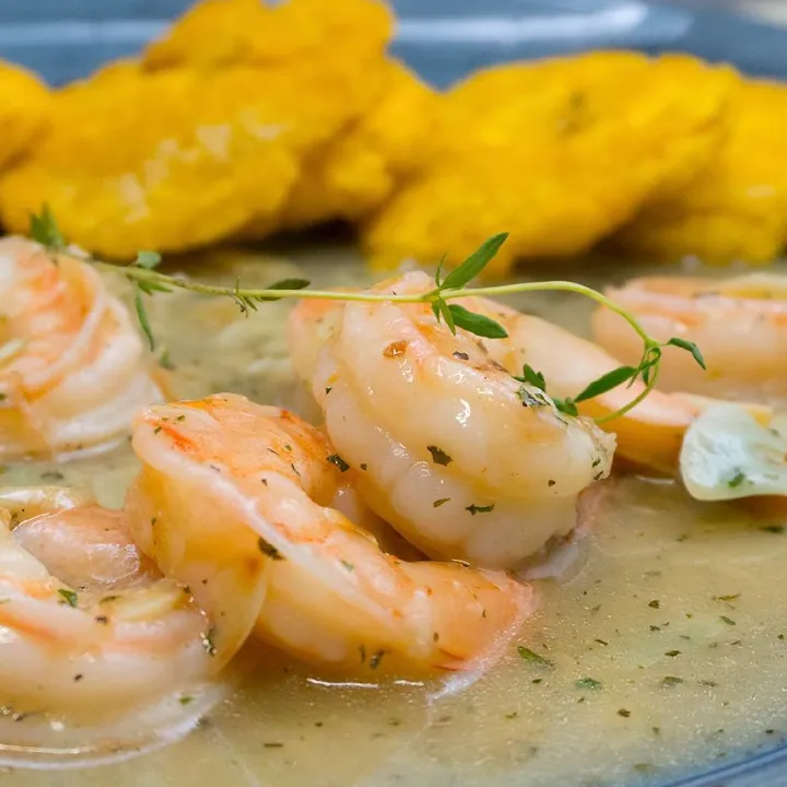 CAMARONES AL AJILLO