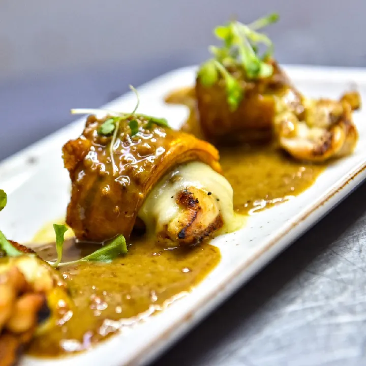 CHICKEN MADURO