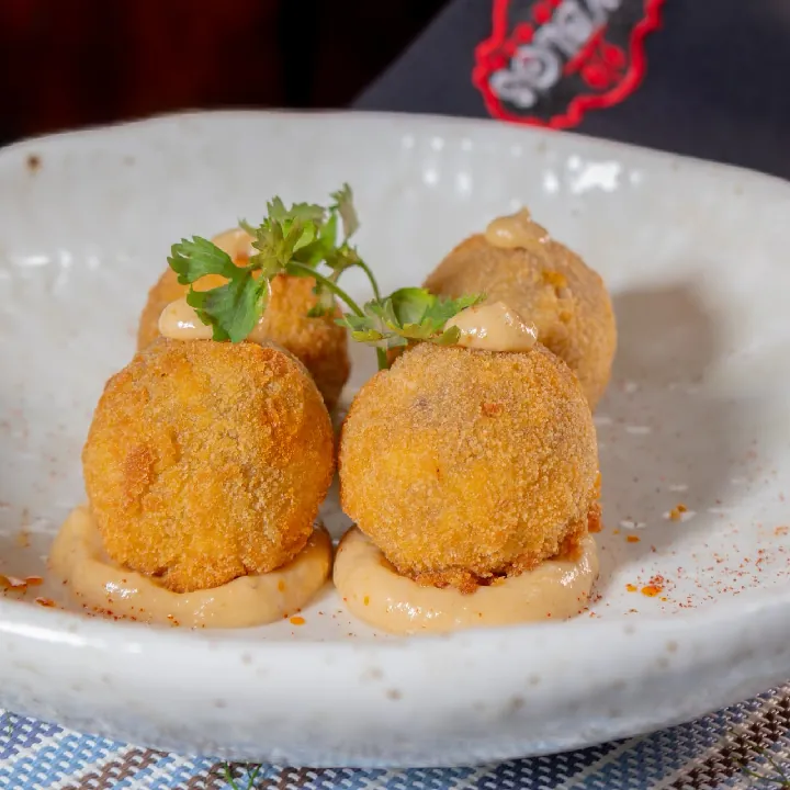 CROQUETAS DE CHIVO