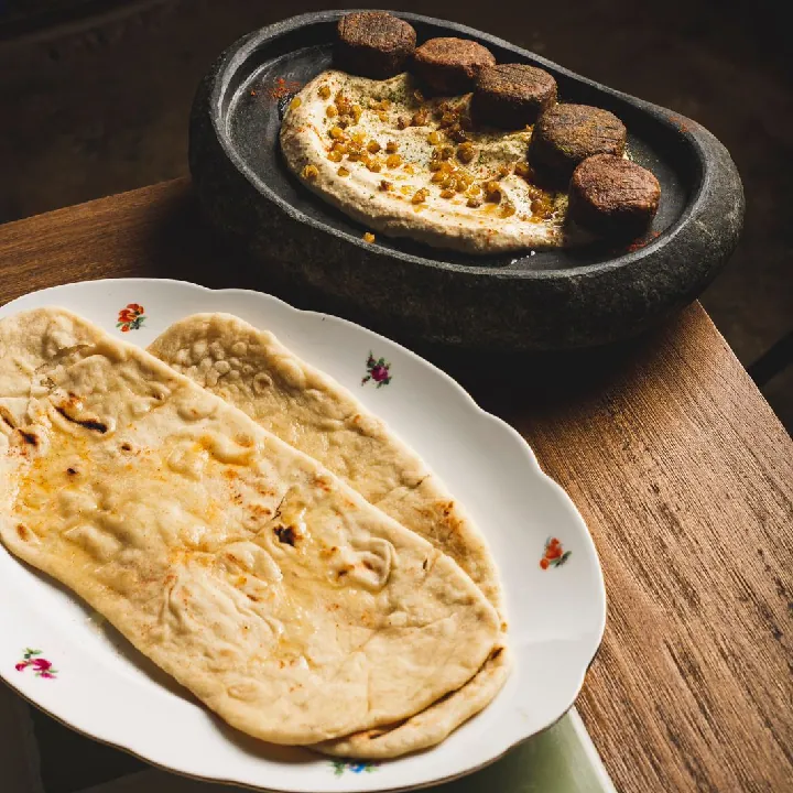 Hummus Babagansh y Falafel