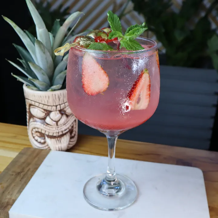 Soda Saborizada Frutos Rojos
