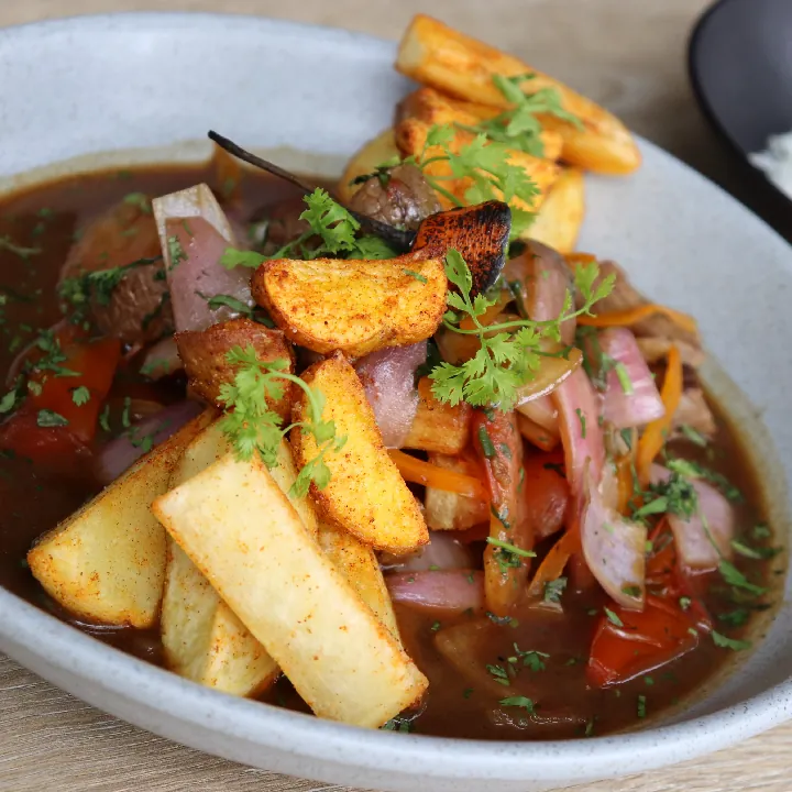 LOMO SALTADO