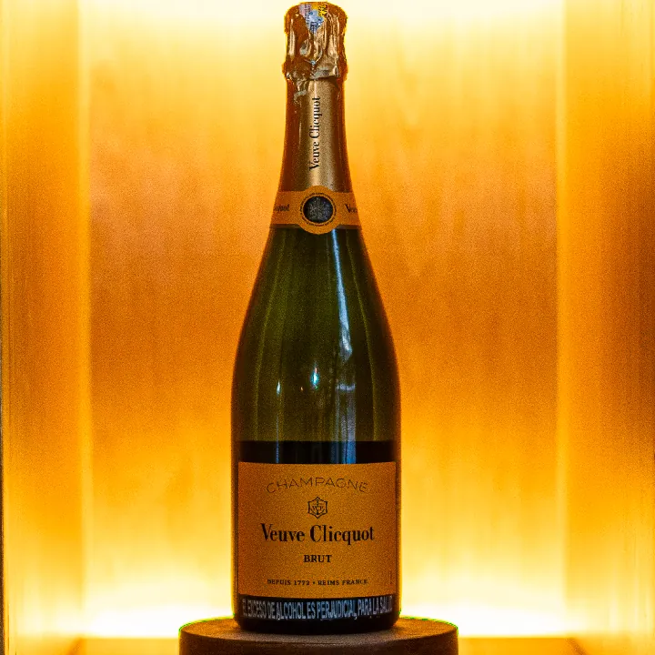 CHAMPAÑA VEUVE YELLOW