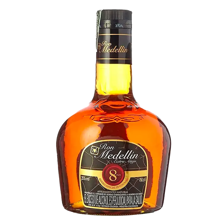 Ron Medellín 8 años extra añejo