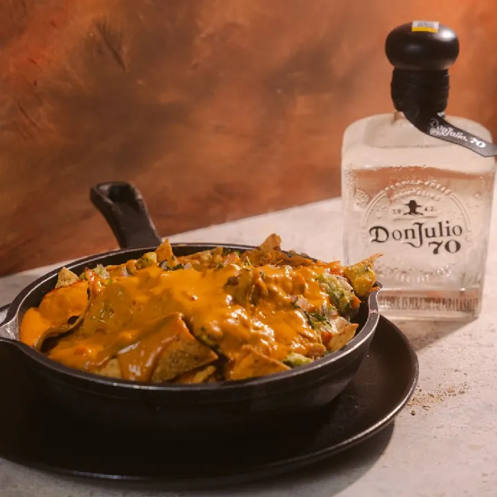 Don Julio 70 + Nachos dos santos