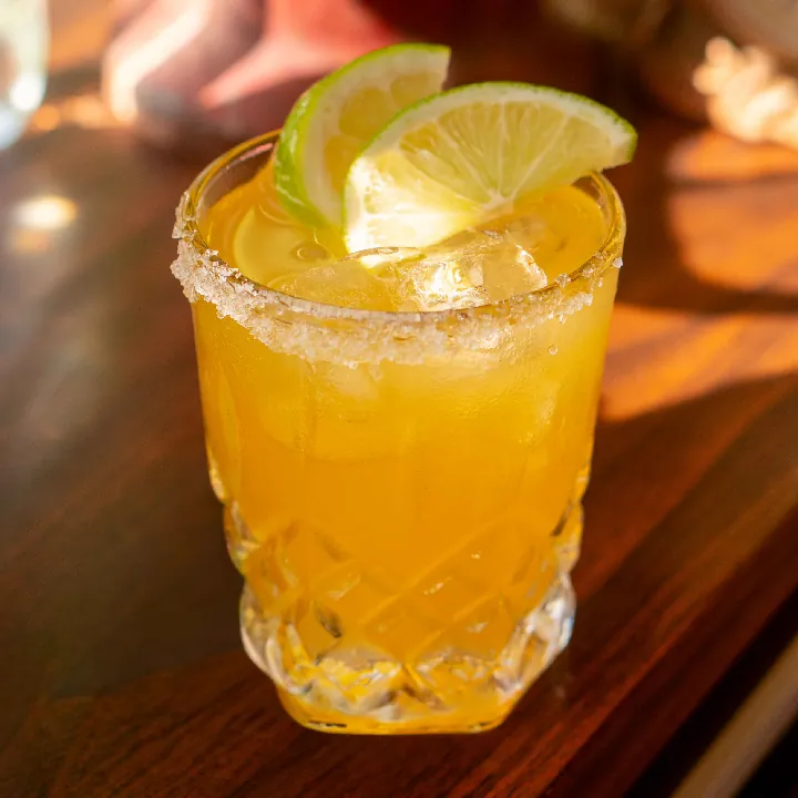 margarita frutos amarillos