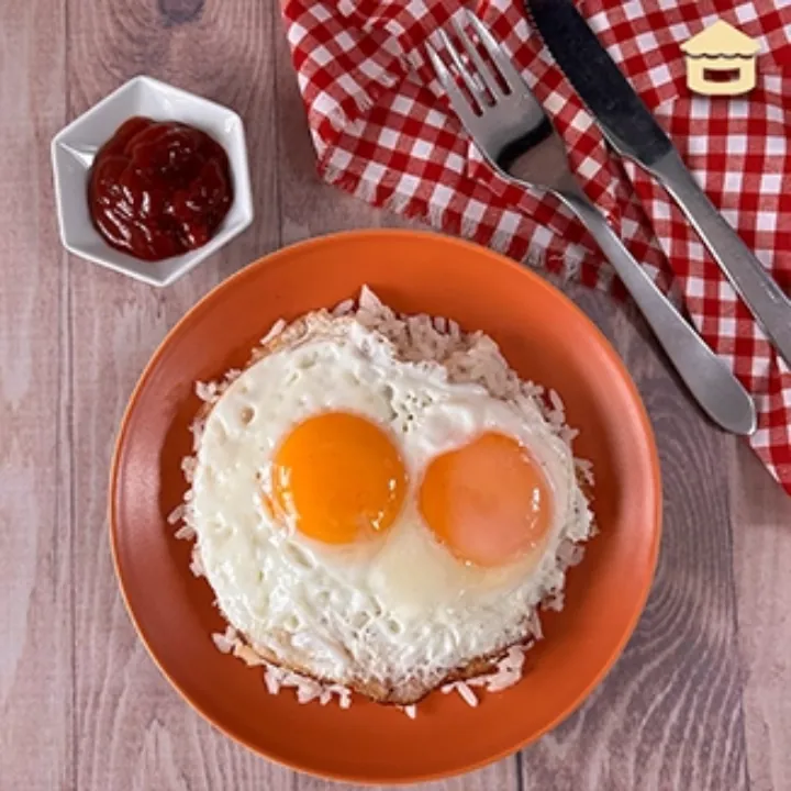 Arroz con Huevo Frito