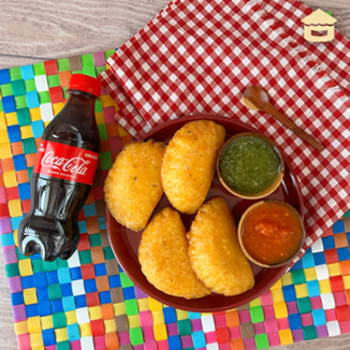 Combo Empanada Cuatro y Una