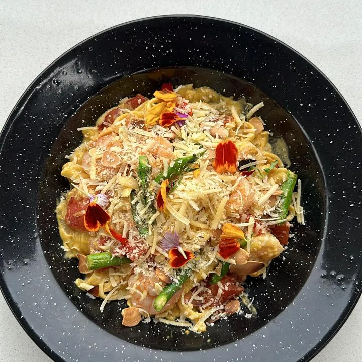 Pasta Camarones y Ají Amarillo