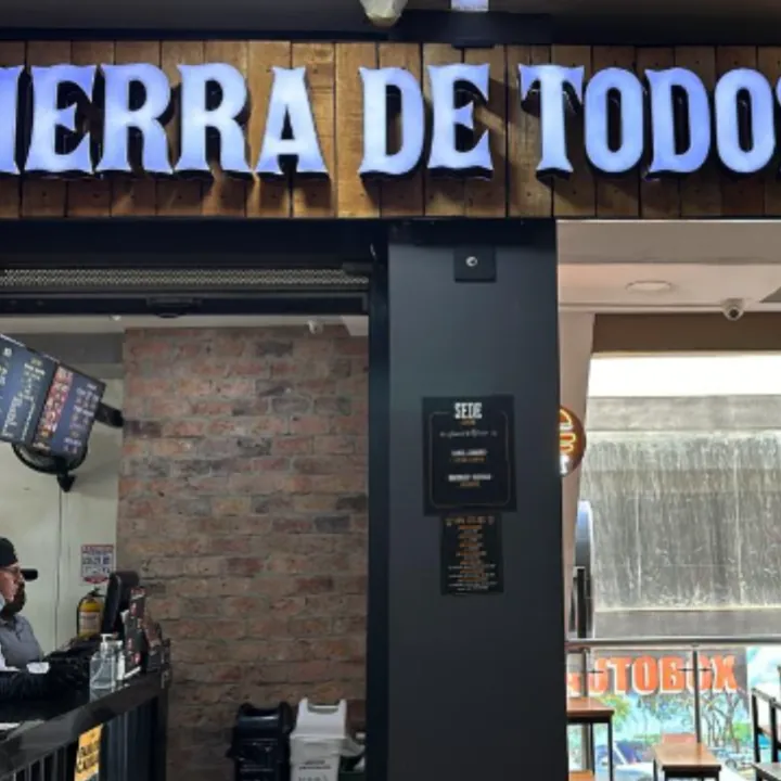 Tierra de Todos