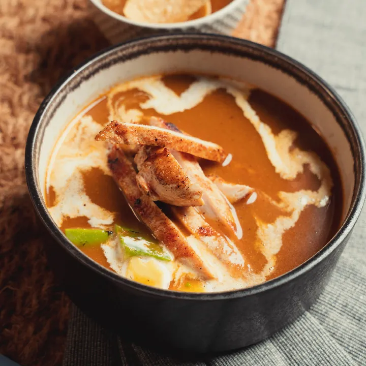 SOPA DE TOMATE Y ELOTES