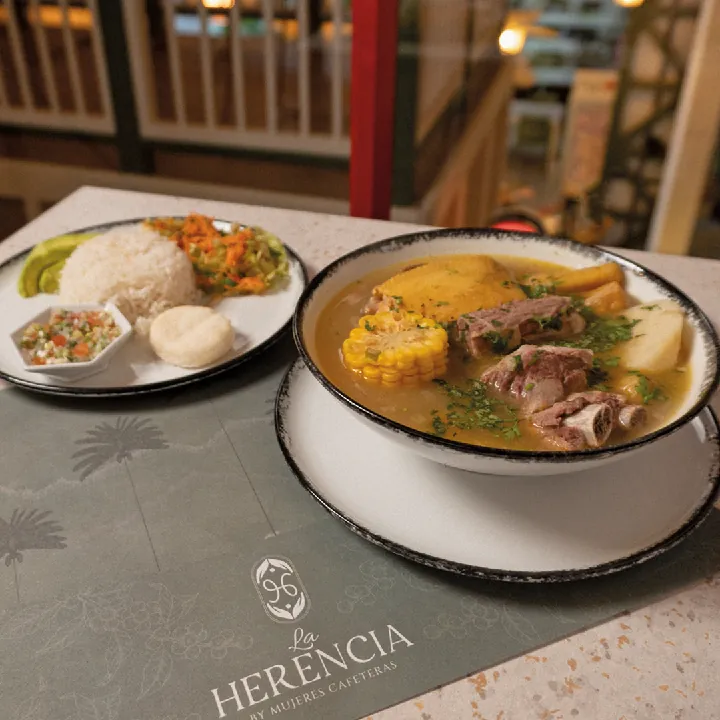 SANCOCHO TRIFÁSICO 