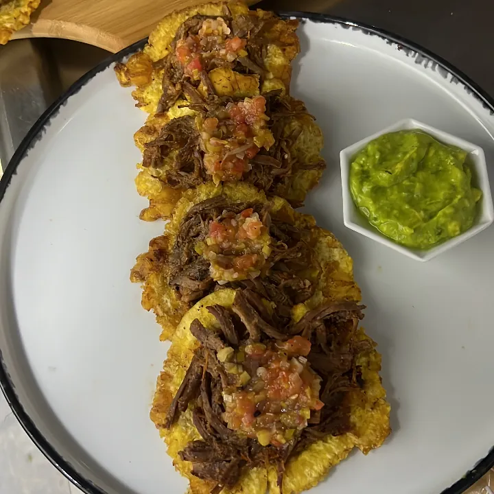 PATACONES PULLED PORK 