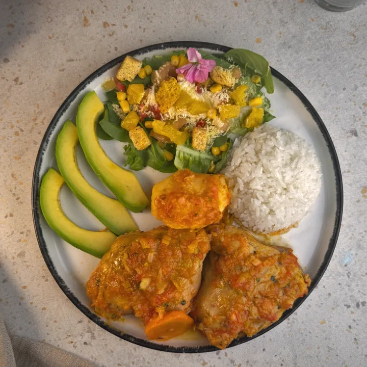 SUDADO DE POLLO 