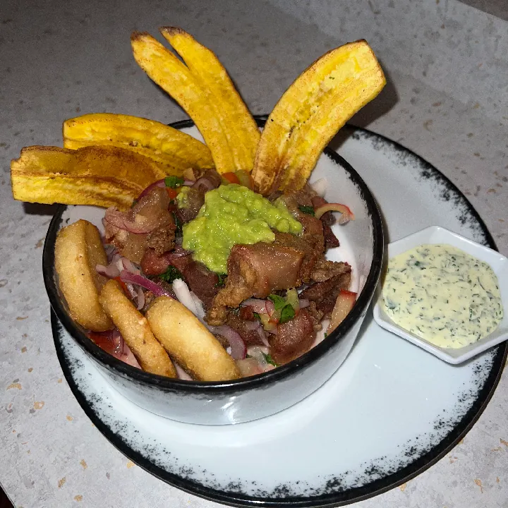 CEVICHE DE CHICHARRON