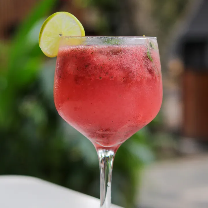 Soda de Fresa Hierbabuena