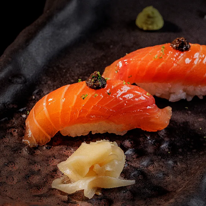 Nigiri de Salmón    