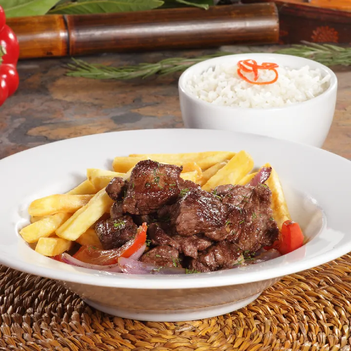 LOMO SALTADO 