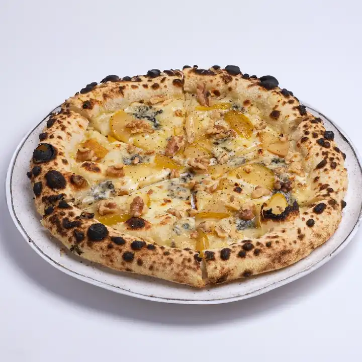 Pera gorgonzola e noci