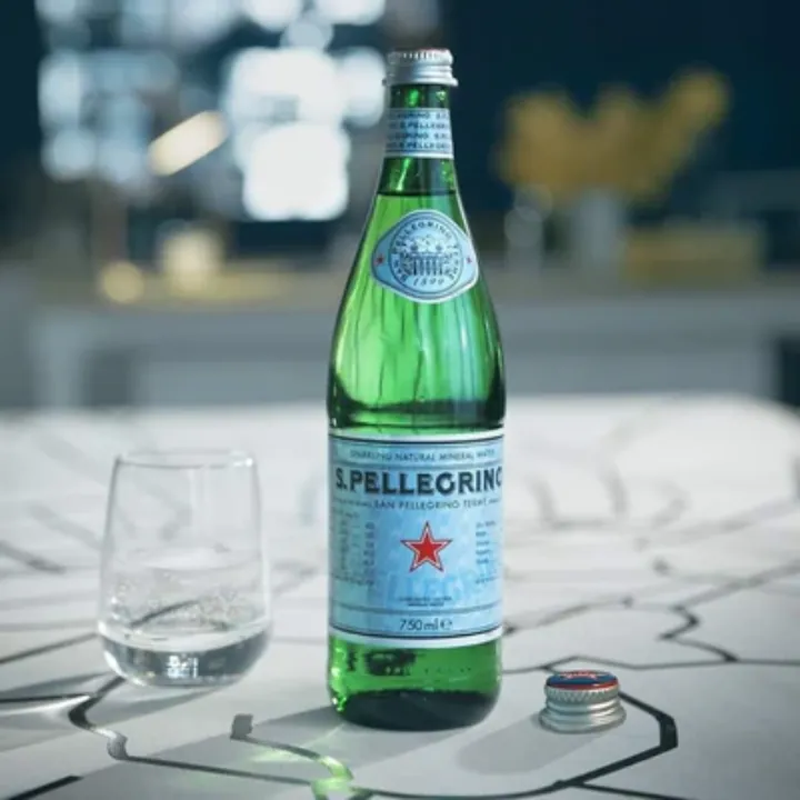 Agua San Pellegrino con gas