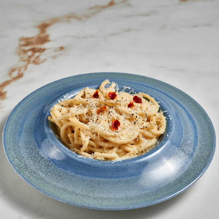 Bucatini Cacio e Pepe