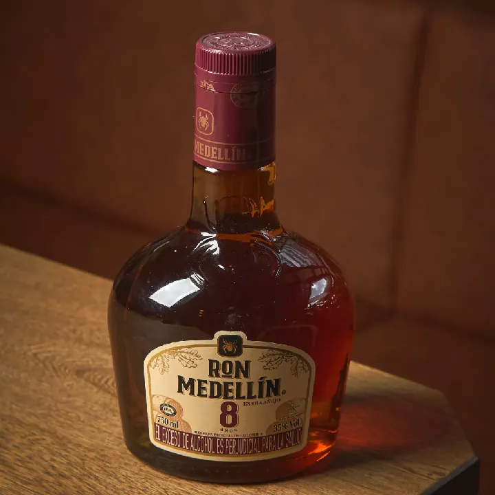 Ron Medellín 8