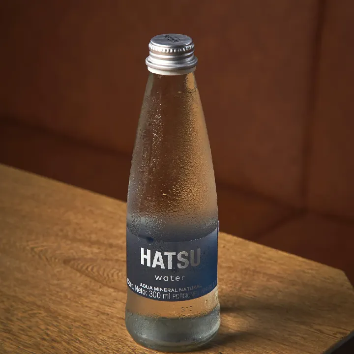 Agua sin gas HATSU