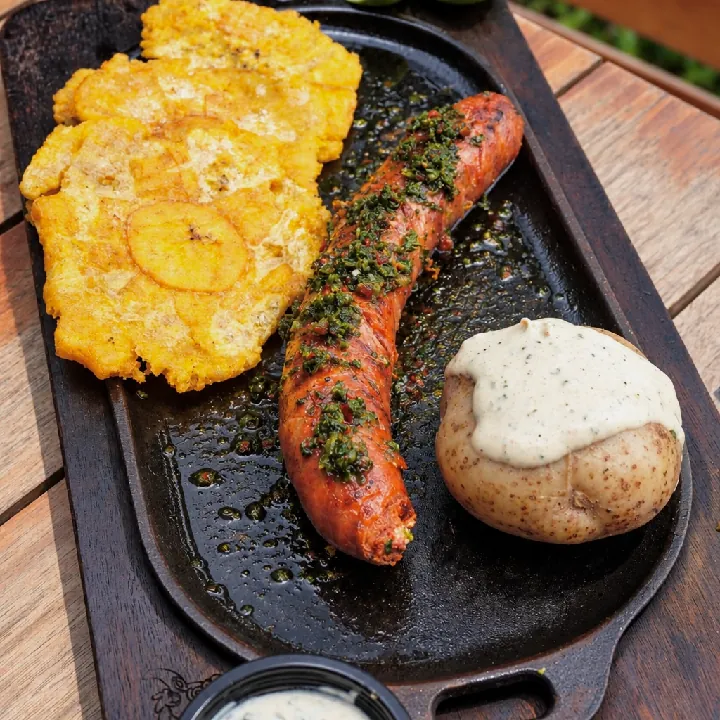 Chorizo Entero Con Patacon