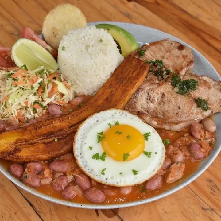 Bandeja Montañera con Cerdo