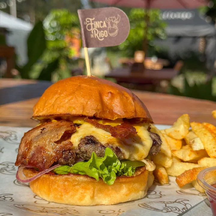 Hamburguesa Clásica (Cheese Burger)