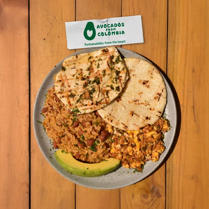 Calentado Montañero con Pollo