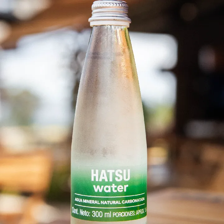 Agua Hatsu con Gas
