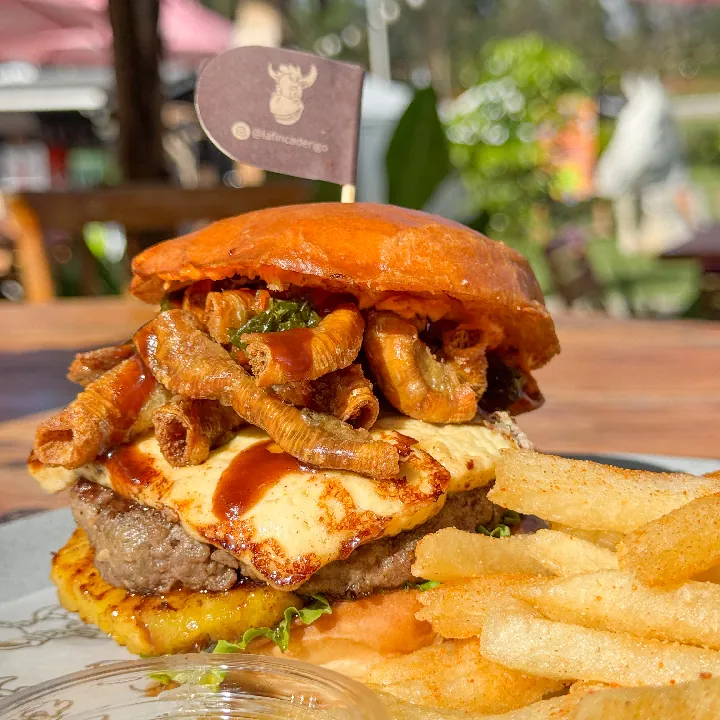 La chunchu- burger 