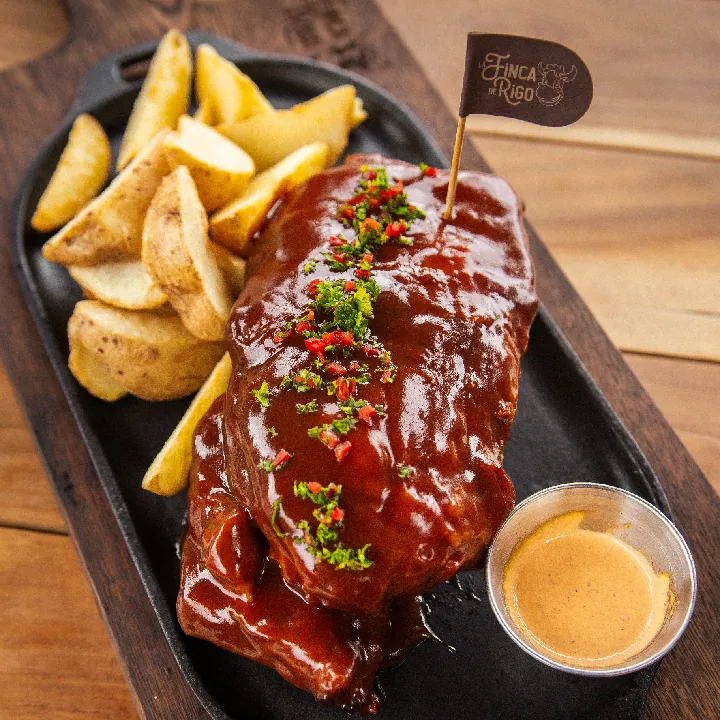Costillas bañadas en Salsa BBQ 550GR