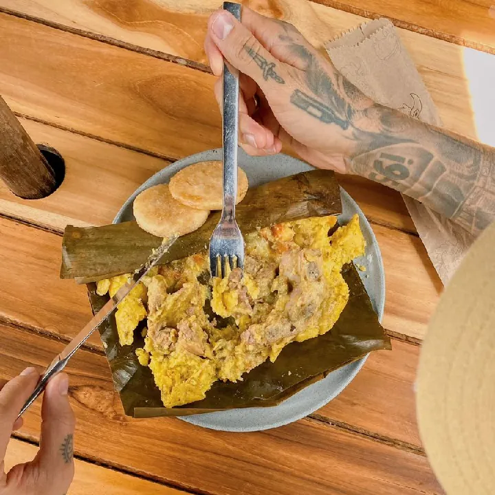 Tamal Amarrado con Seda 