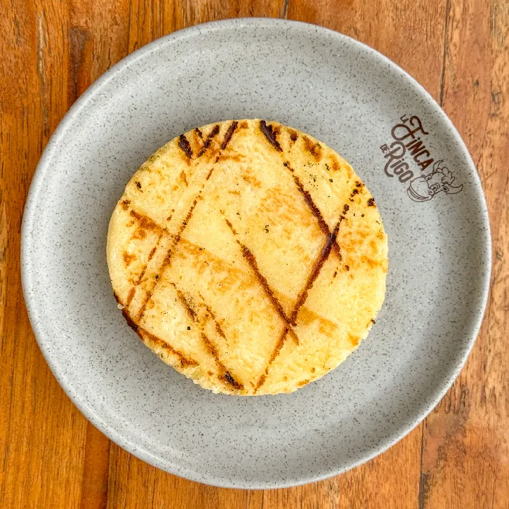 AD. AREPA DE QUESO