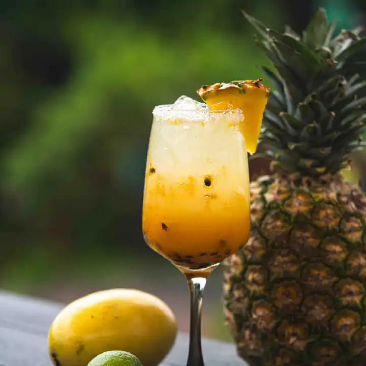 Soda Jengibre Piña y Maracuyá
