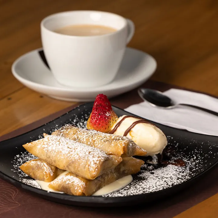 BANANA SPRING ROLL