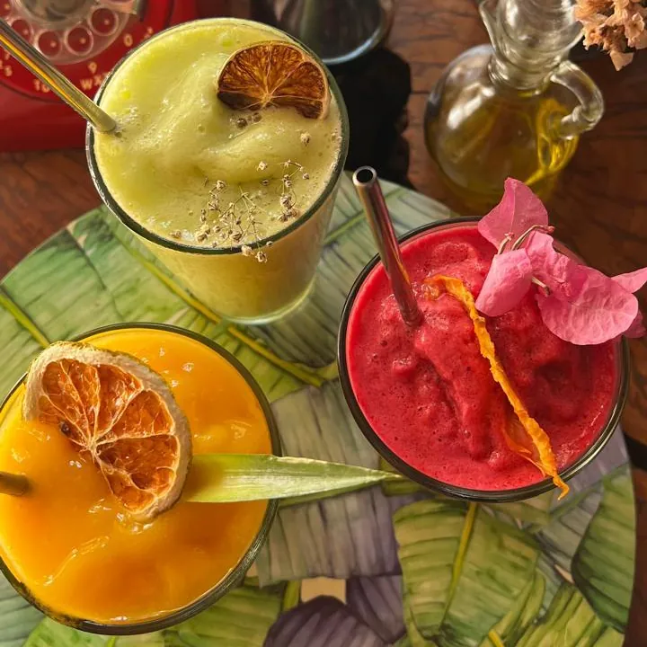 JUGOS NATURALES