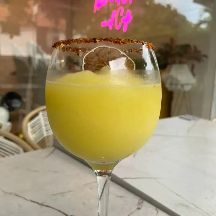 Limonada de mango biche