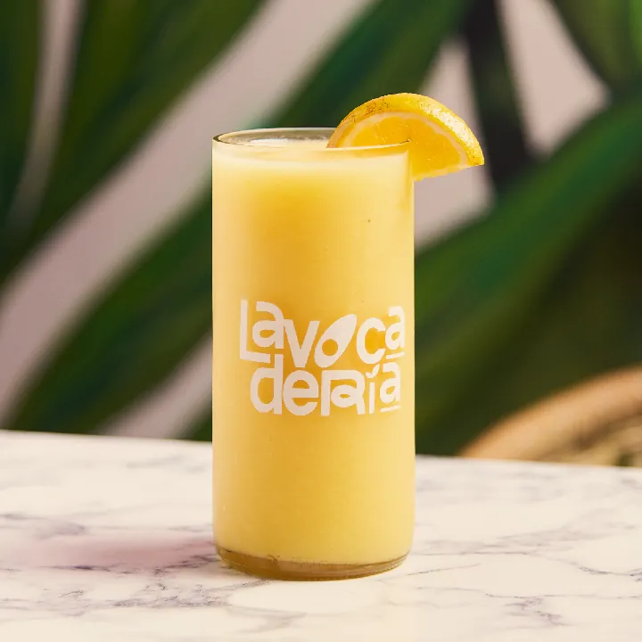 Jugo de frutos amarillos